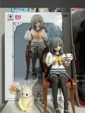 CRANEKING Grey & Yellow Sailor Figurine Display Shelf Accent